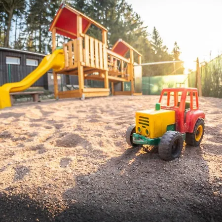 Chatová Osada Ostaš Campeggio Police nad Metují