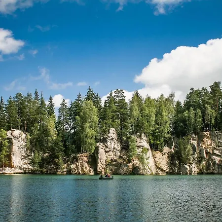 Campsite Chatova Osada Ostas Police nad Metuji